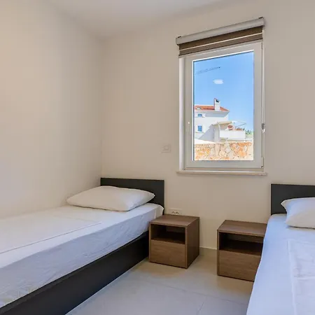 Sea Paradise Apartment Cres